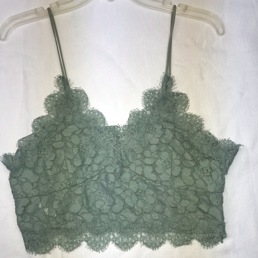 Pale green H&M spaghetti strap crop top blouse